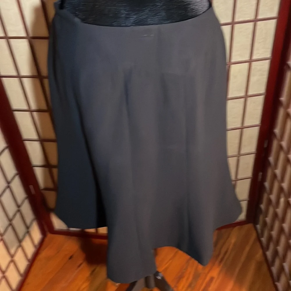 Jones Wear skirt - Picture 3 of 6